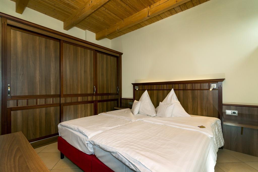 Waldhotel Граль-Мюриц Экстерьер фото