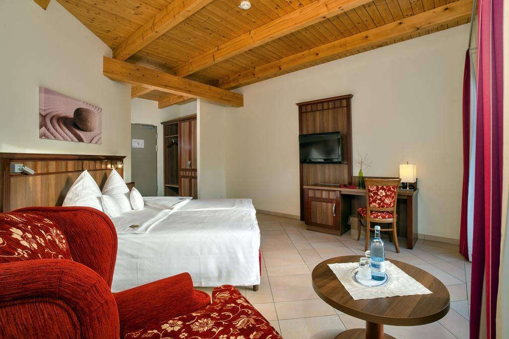 Waldhotel Граль-Мюриц Экстерьер фото