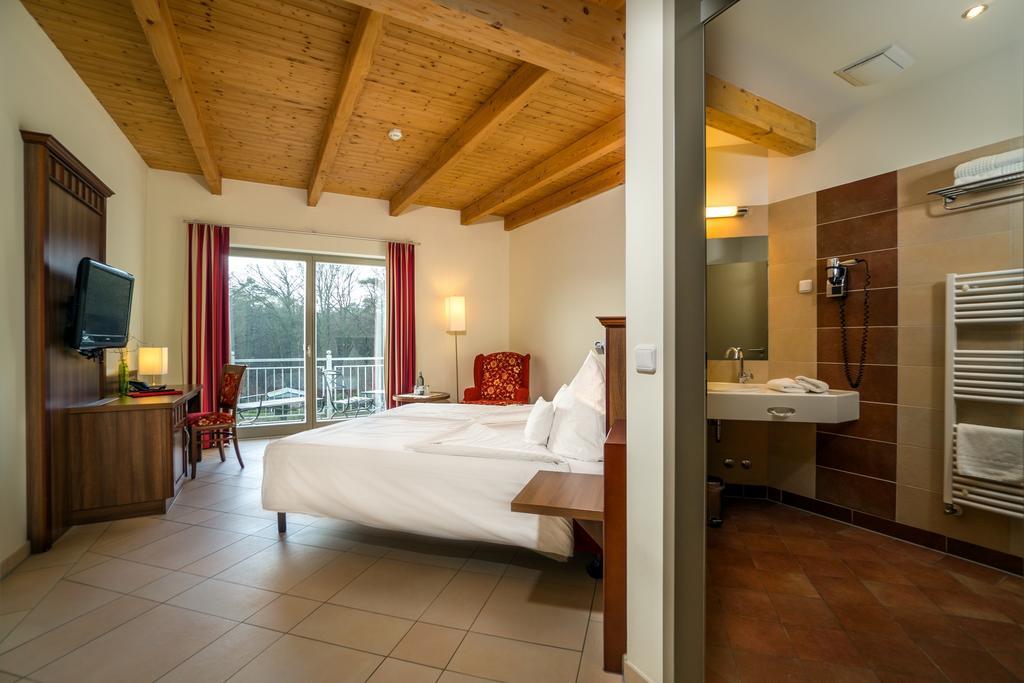 Waldhotel Граль-Мюриц Экстерьер фото